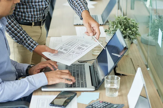 website, web design, development, code, programming, marketing, office, business, agency, website, website, website, website, website, agency, agency, agency. Three media agency evidence cards, separating verified facts from agency claims
