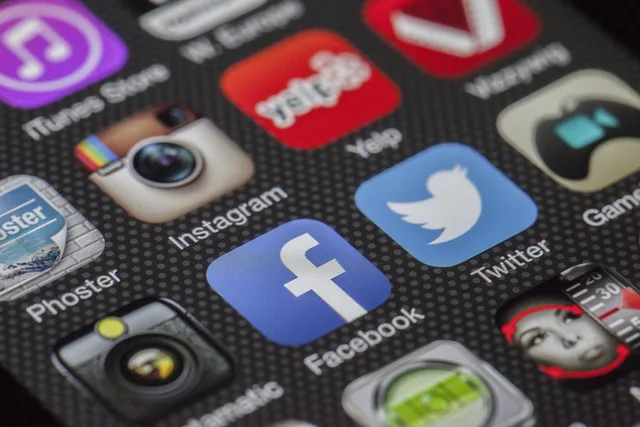 phone, display, apps, applications, screen, phone applications, mobile phone, smartphone, cellphone, phone screen, phone display, twitter, facebook, instagram, multimedia, social media, social network, social networking, mobile, facebook, social media, social media, social media, social media, social media. Media buying agencies tool implementation: a UK checklist