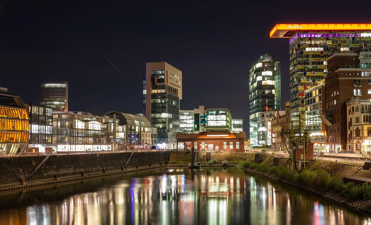 dusseldorf, media harbour, architecture, building, modern, city, gehry, office building